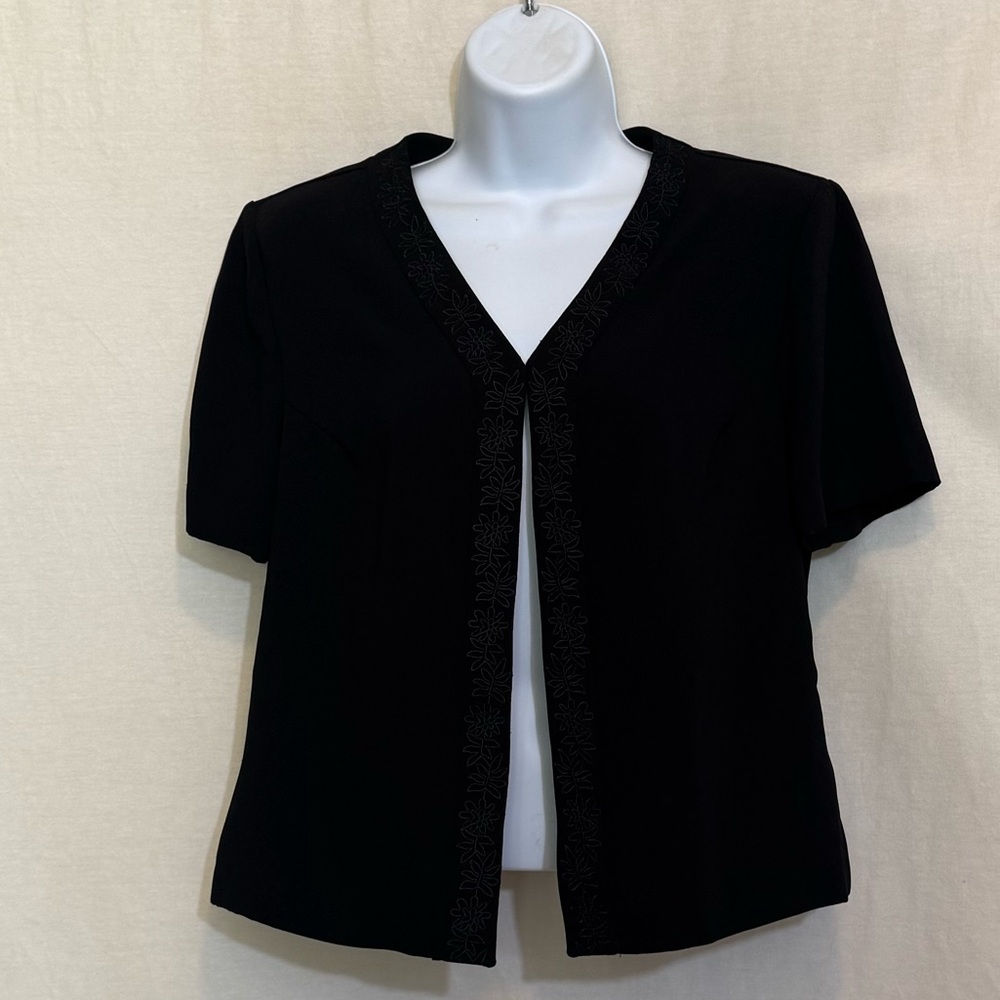 C-91 MHM Melissa‎ Harper Black Embroidered Short Sleeve Suit Jacket Size 8